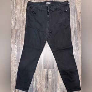 Torrid 22R high rise Black skinny Jeans